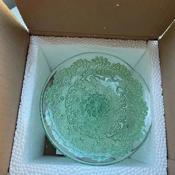 NWT Anthropologie Metallic Lace Cake Stand - Picture 6 of 14